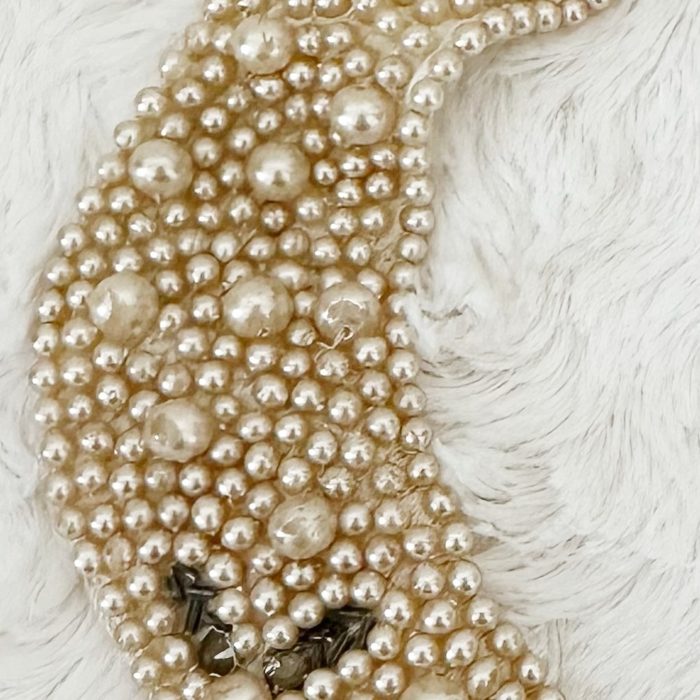 Vintage Faux Pearl Collar Necklace - Picture 2 of 3